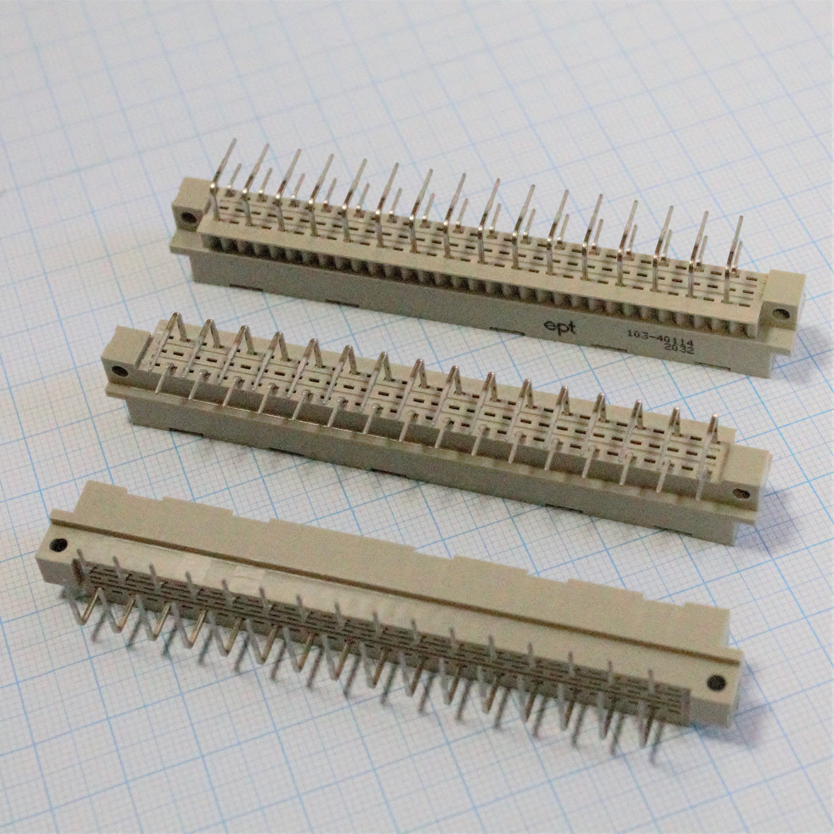 DIN 41612 32 pin ()   3  (AC) (103-40114)  5,08 ,  ept