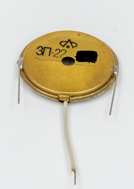 Зуммер:ЗП-22    75дБ   6В