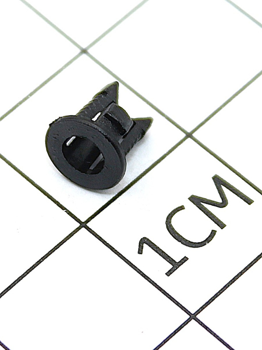 Держатель для св.диодов  3 мм. (H31) (чёрный PP, с зацепками)