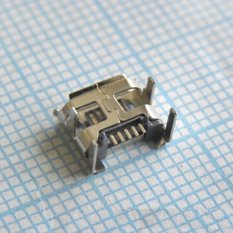 microUSB () , 5 ., . (microUSB 5BFR 2 4p)