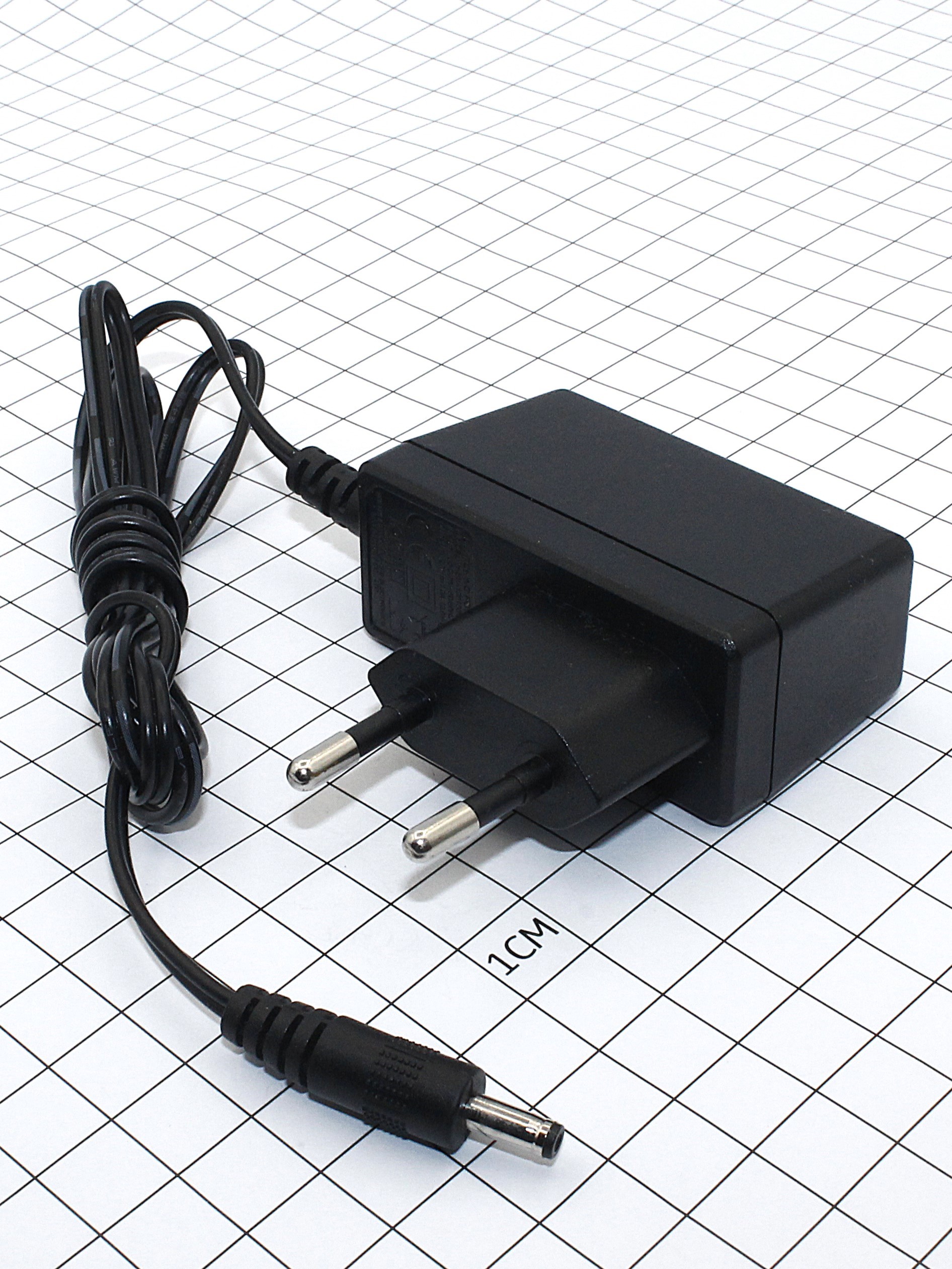 AC/DC Адаптер 12W 220->12V/1A (YHSW-120100VA)