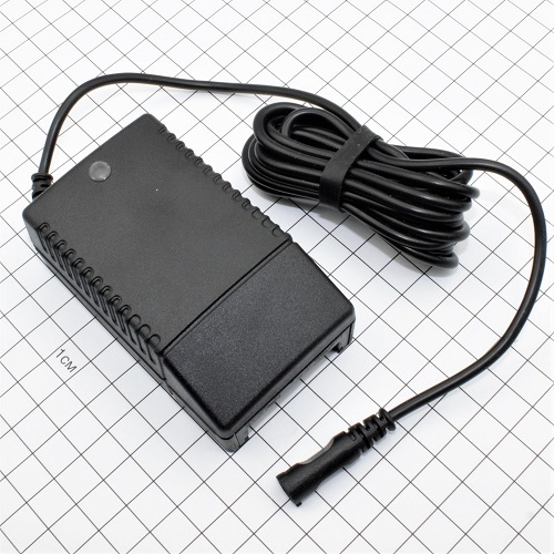 AC/DC ������� 15W 220->18V(1883262)
