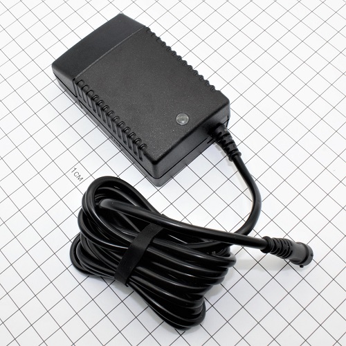 НЕКОМПЛЕКТ ! AC/DC ������� 12W 220-> 5V/2,4A (1883256) FRIWO ���������� !
