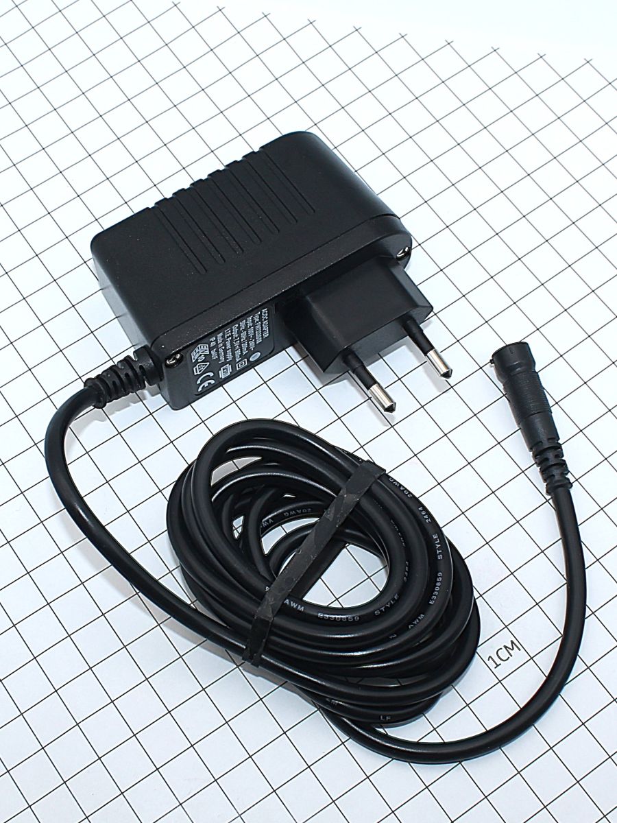 AC/DC Адаптер 6,8W 100-220->7,5V/0,9A (1829493) AC/DC Адаптер 6,8W 100-220->7,5V/0,9A (1829493)