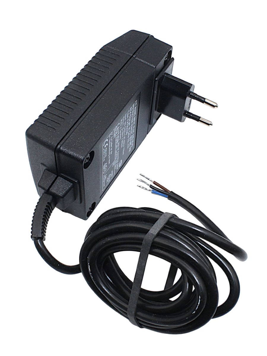 AC/DC �������   3,9W 220->3V/1,3A (1883765)