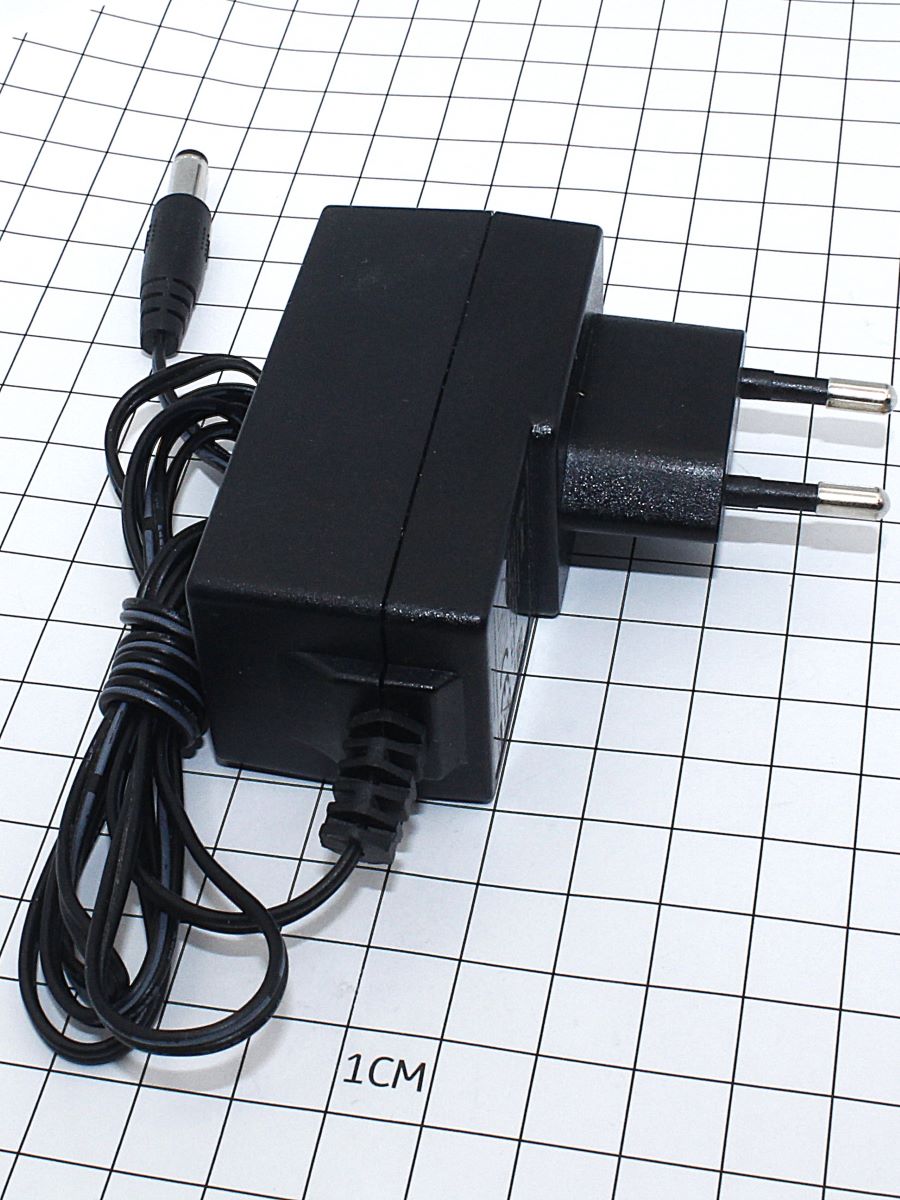AC/DC Адаптер  9W 220->9V/1А (BN052-A09009E)