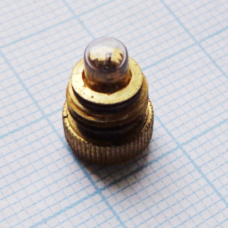 самолетная:СМ3-0,6  1-2М8-1 латунь